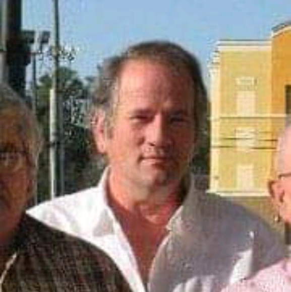 Meet your Posher, James - Picture 1 of 1